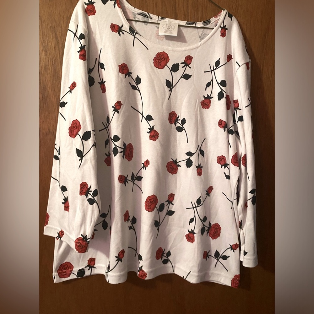 Vintage Women’s Style Studio Shirt